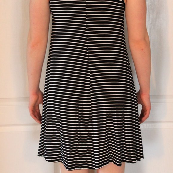 Old Navy Striped Jersey Dress - Picture 2 of 2